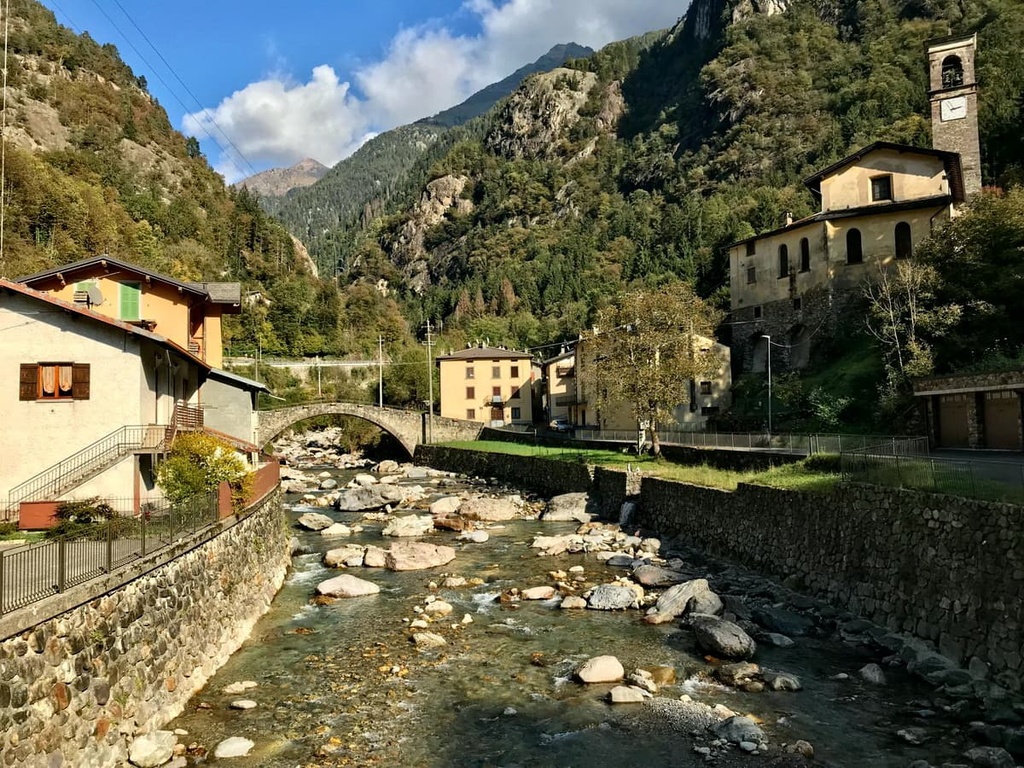 Isola del Fonda village, Bergamasque Alps, Italy