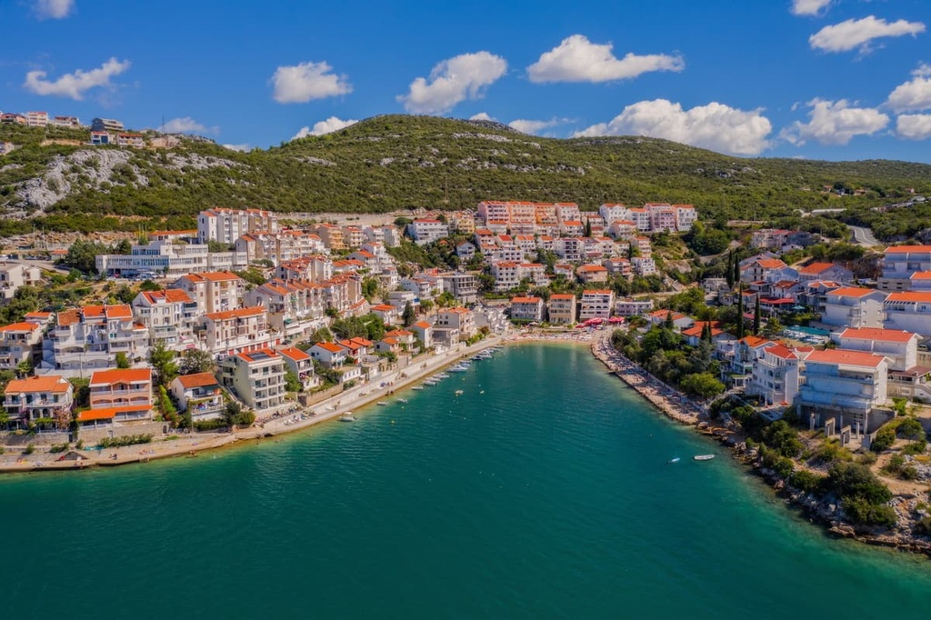  Bosnia and Herzegovina