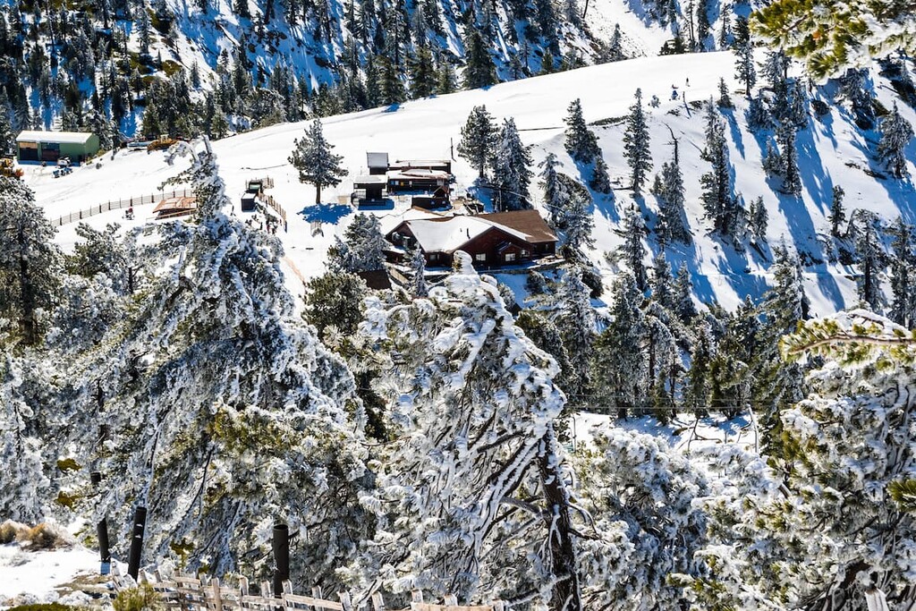 Mount Baldyi resort, California