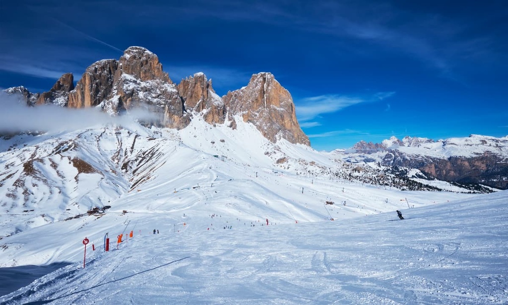 Ski resort, Dolomites