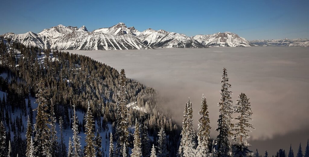 Harrison Range, Canada