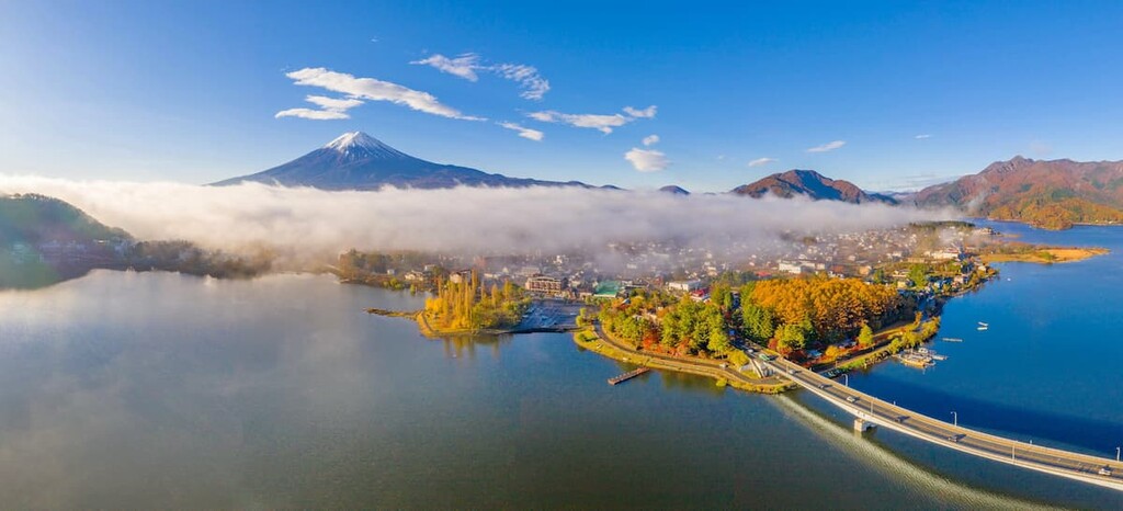 Fuji Mountain at Kawaguchiko Lake, Japan