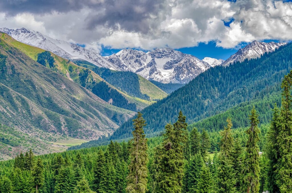 Oguz Jets, South Tian Shan, Kyrgyzstan