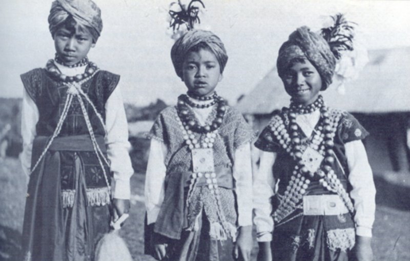 Khasi children photographed in 1944. Meghalaya