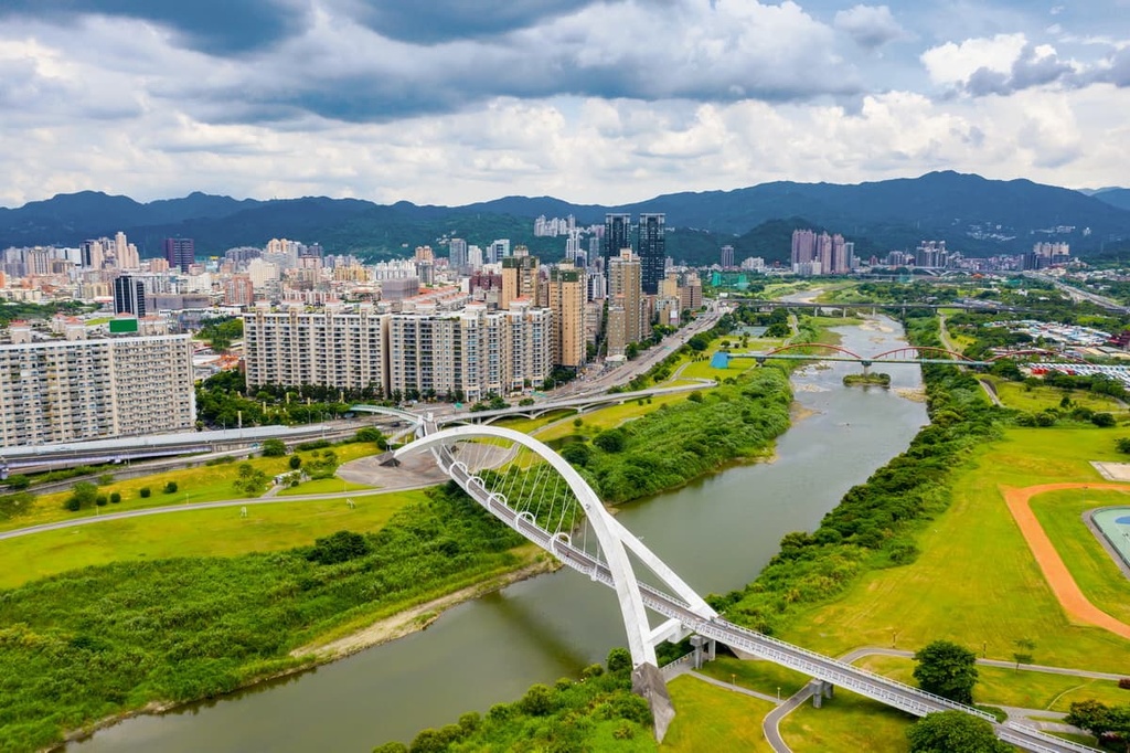 Xinbei City Xindian Sunshine, New Taipei, Taiwan