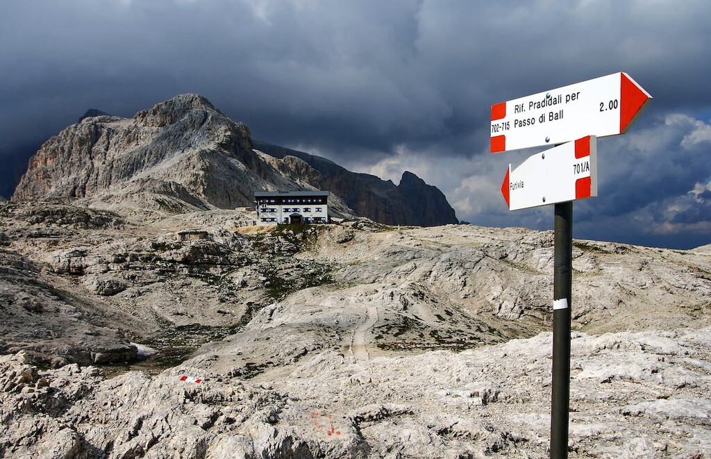 Tourist guidepost near the rifugio rosseta, pale di san martino, Italy