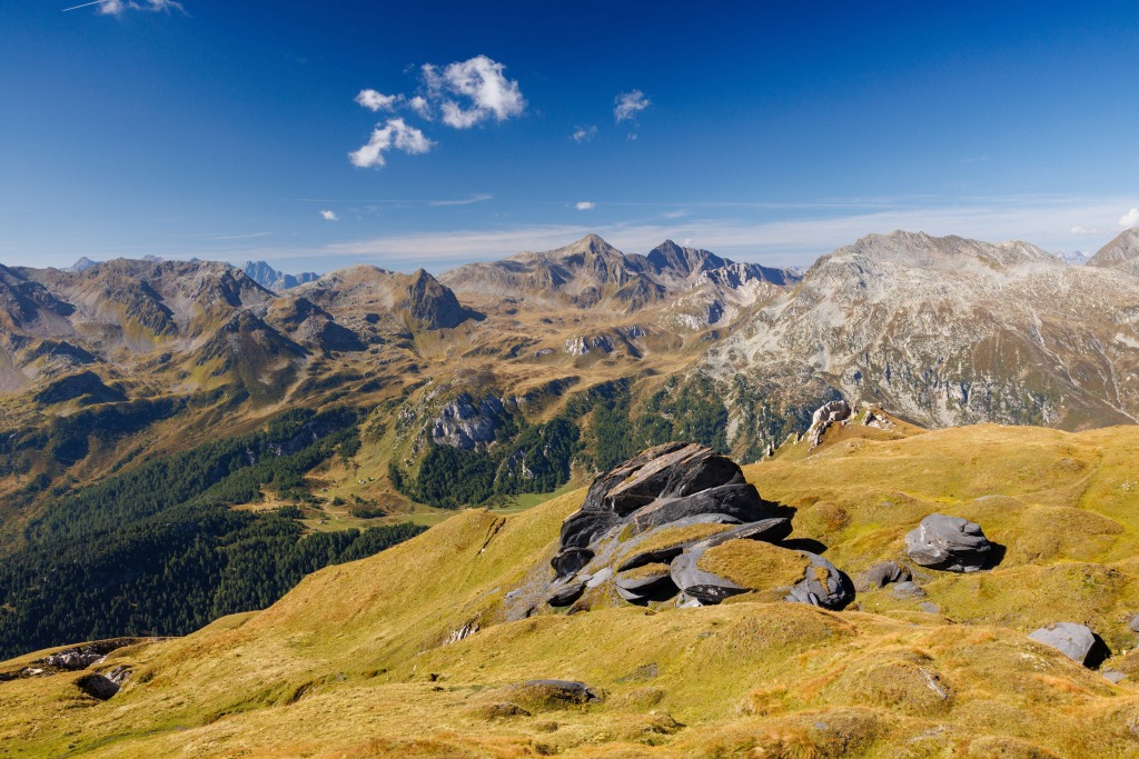 Passo di Gana Negra. Adula Alps