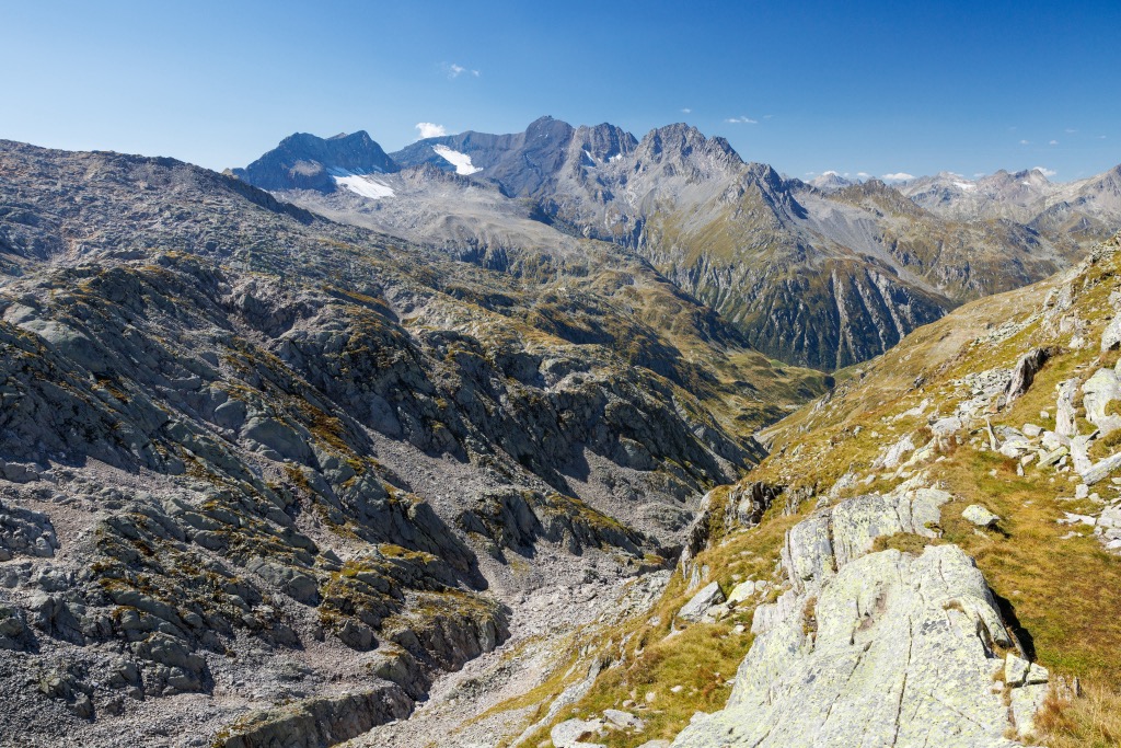 Val d'Uffiern. Adula Alps