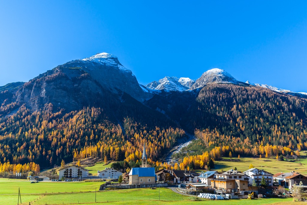 Bergün with Piz Ela in the background. Albula Alps