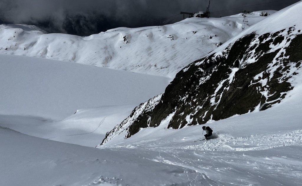 Down the hatch and around the corner; exploring all that Alpe d’Huez has to offer. Photo: Sergei Poljak. Alpe d Huez Ski Resort