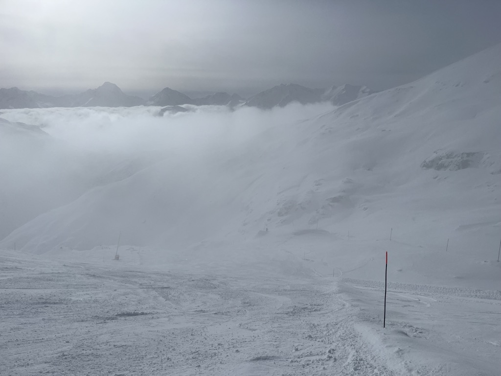 The Sarenne. Visibility can be an issue on the pistes. Here’s an example of a borderline day, common at Alpe d’Huez…but the snow stays excellent! Photo: Sergei Poljak. Alpe d Huez Ski Resort
