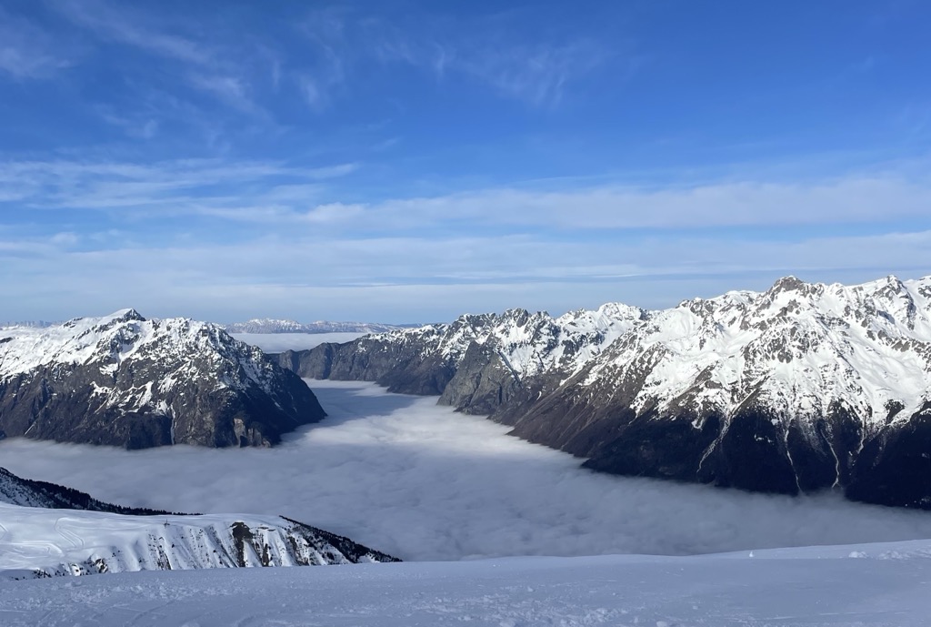 A “mer du nuage,” or sea of clouds, in the valley. Photo: Sergei Poljak. Alpe d Huez Ski Resort