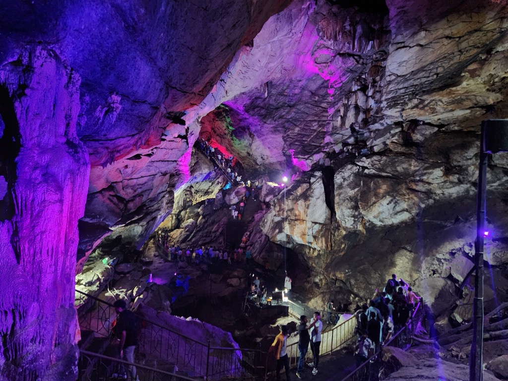 The incredibly colorful and popular Borra Caves. Andhra Pradesh Mountains