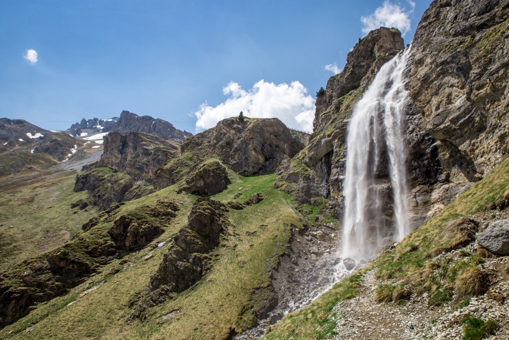 Cascata di Slingia. Sesvenna Alps