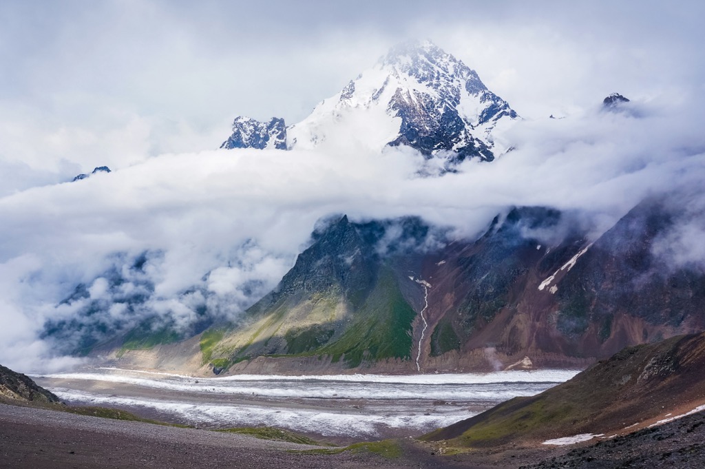 Mount Dykhtau, Caucasus mountain range