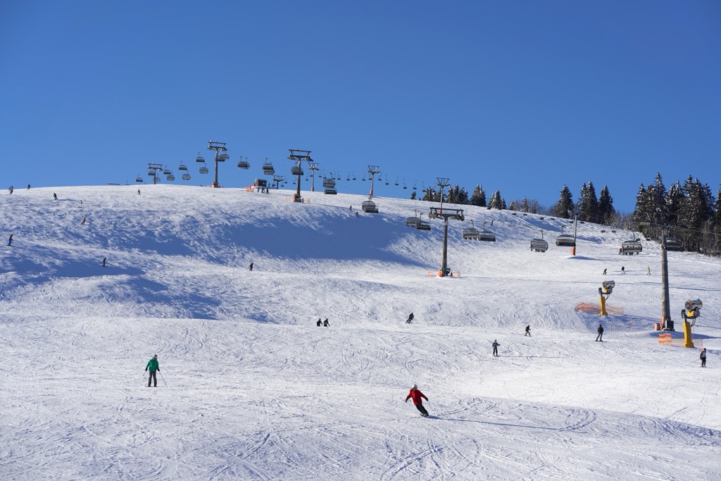 The wide-open pistes of Feldberg. Feldberg