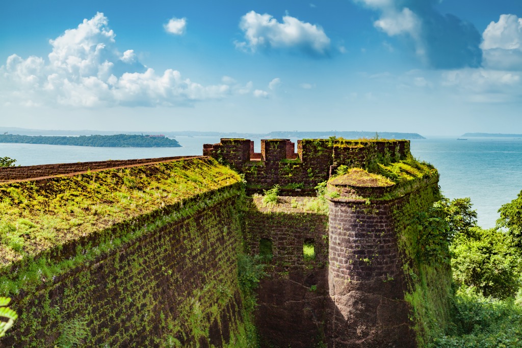 17th Century Portuguese Fort in Sinquerim Beach, Goa. Goa Mountains