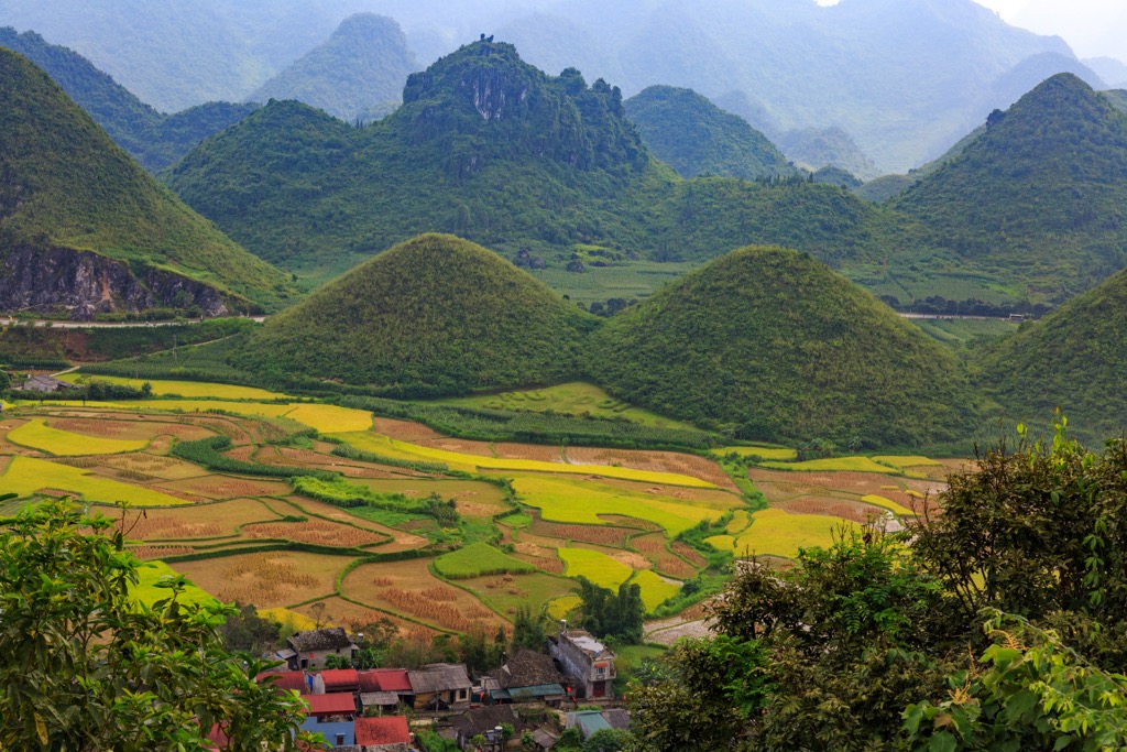 The aptly-named “fairy bosom” in Quản Bạ. Ha Giang Province