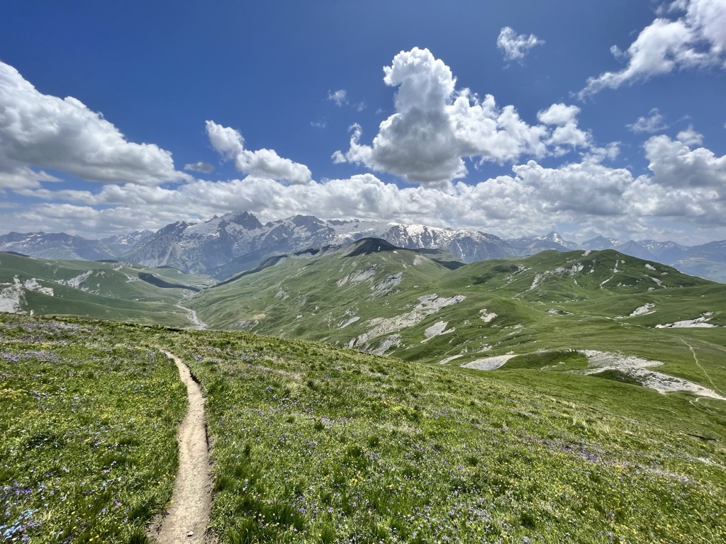A Hearty Welcome to Another Hiking Season!