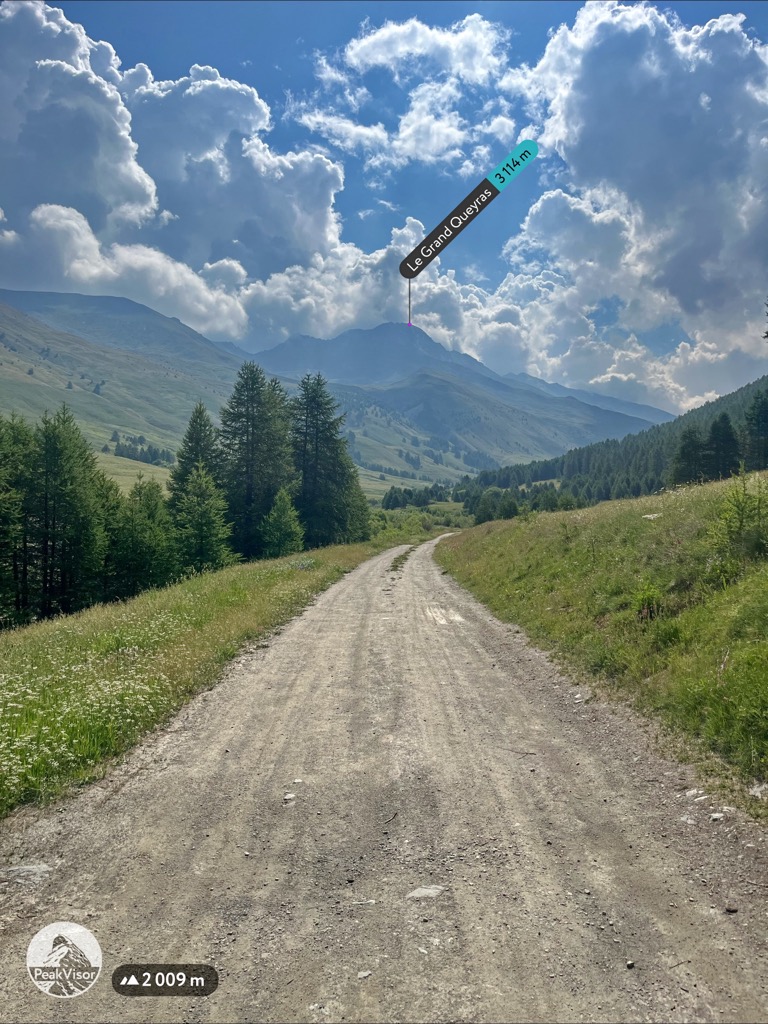 Photo: Sergei Poljak. Hiking in the French Queyras