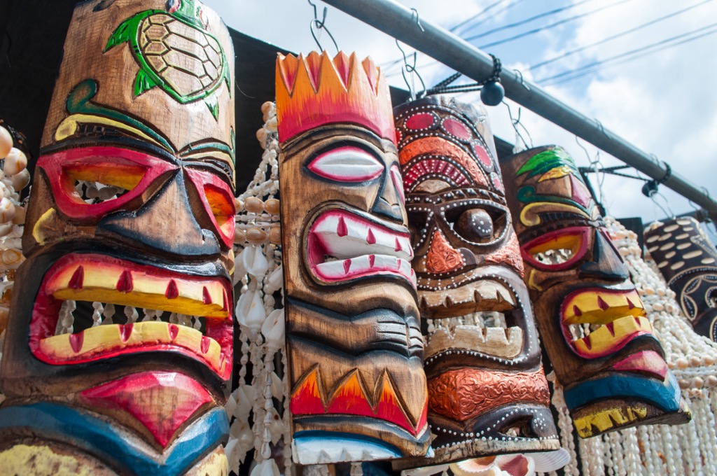 Like New Zealand’s Maori and other areas settled by Polynesians, traditional Hawaiian culture features many totems and masks. Honolulu County