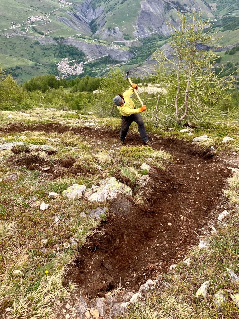 MTB revolves around passionate trail builders. Photo: Bruno Florit. How to Start Mountain Biking