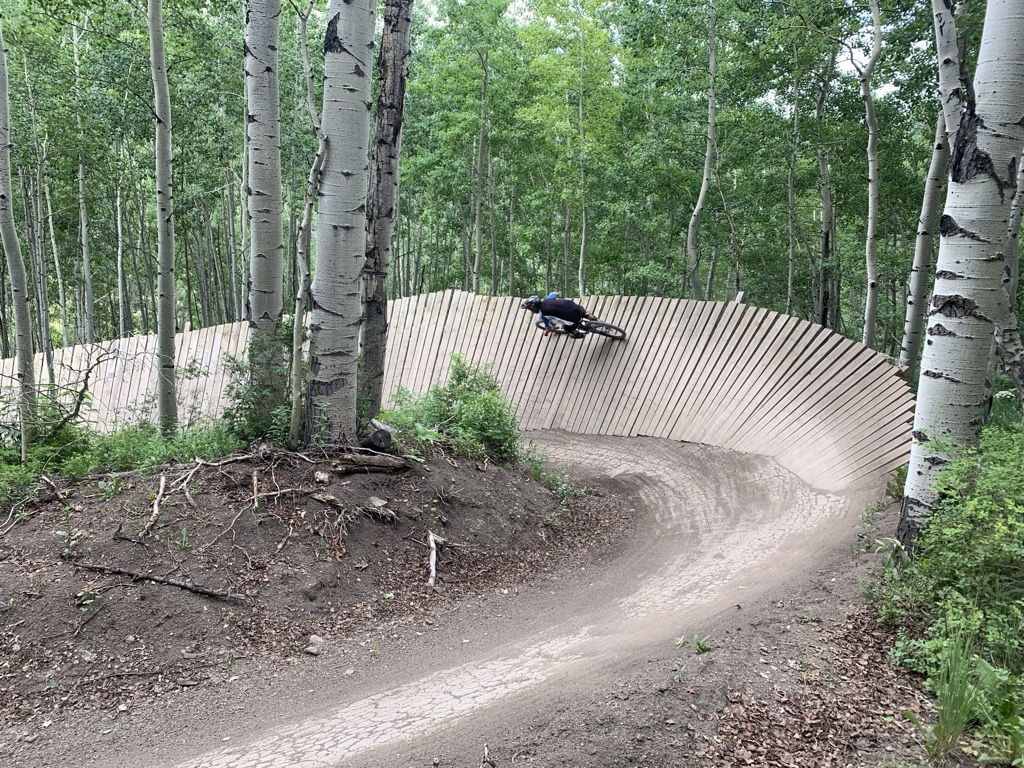 Wall rides. Photo: Sergei Poljak. How to Start Mountain Biking