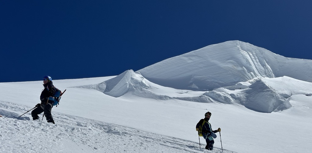 The descent. Photo: Denis Bulichenko. Mont Blanc in a Day