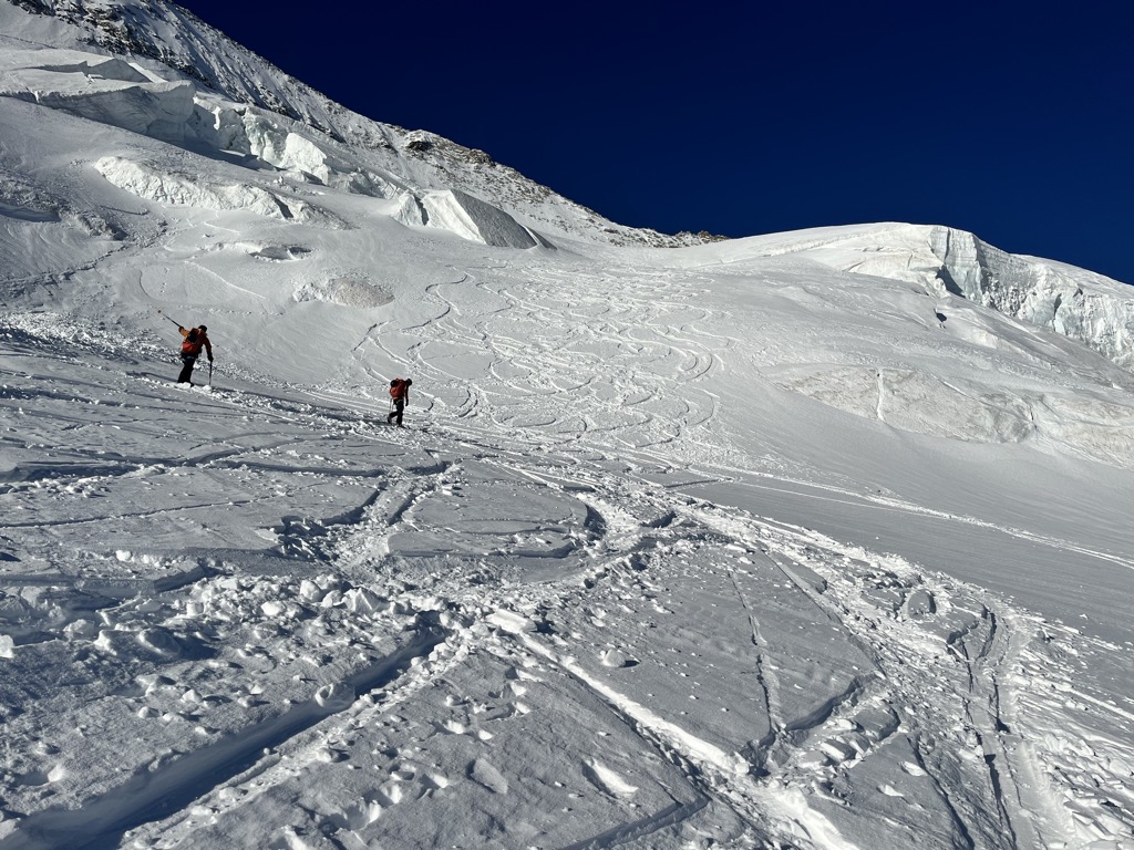 The final headwall before the summit of the Dôme. 