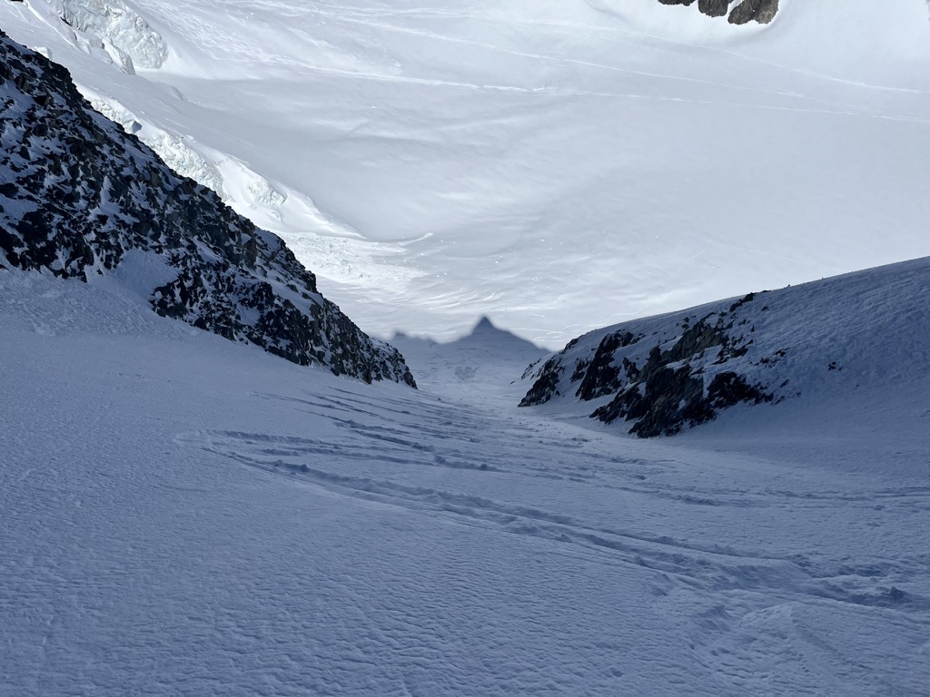 The money pitch. Photo: Sergei Poljak. Journal des Ecrins Ski
