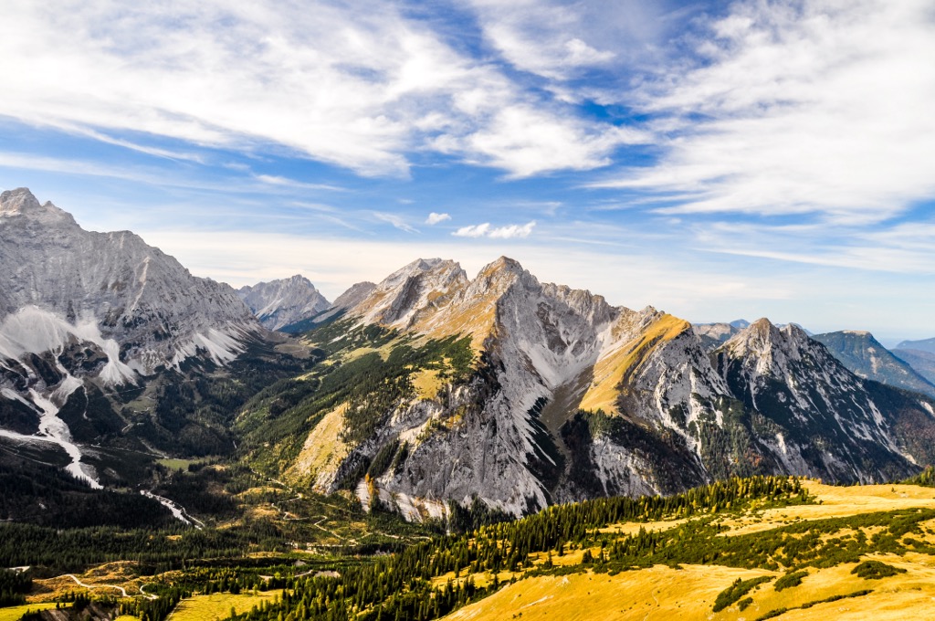 View from the summit of Mahnkopf in the Karwendel mountain range. Karwendel
