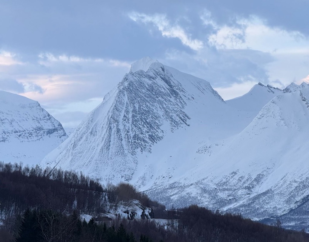 Store Russetinden. Photo: Denis Bulichenko. Lyngen Alps