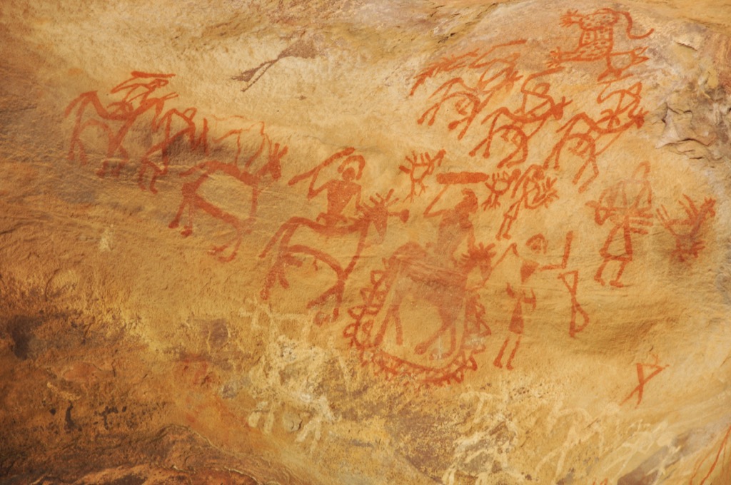Prehistoric cave paintings at Bhimbetka, Madhya Pradesh. Madhya Pradesh Mountains