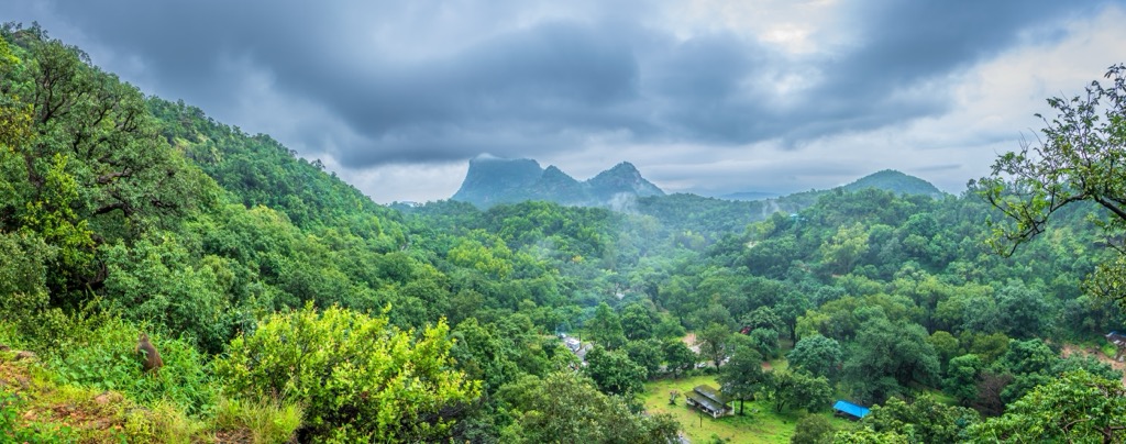 The Pachmarhi Valley. Madhya Pradesh Mountains