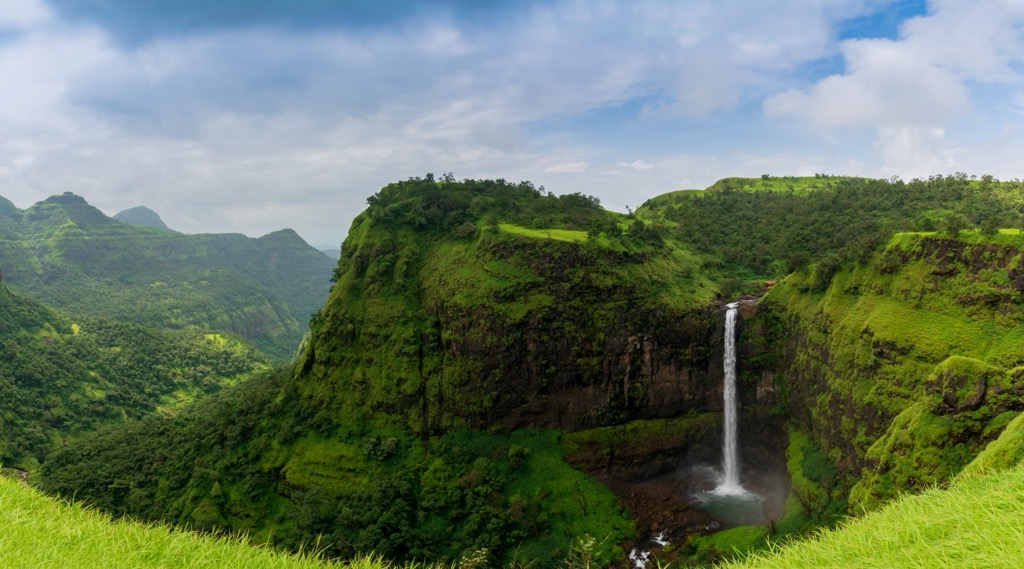 The Western Ghats of Maharashtra. Maharashtra Mountains