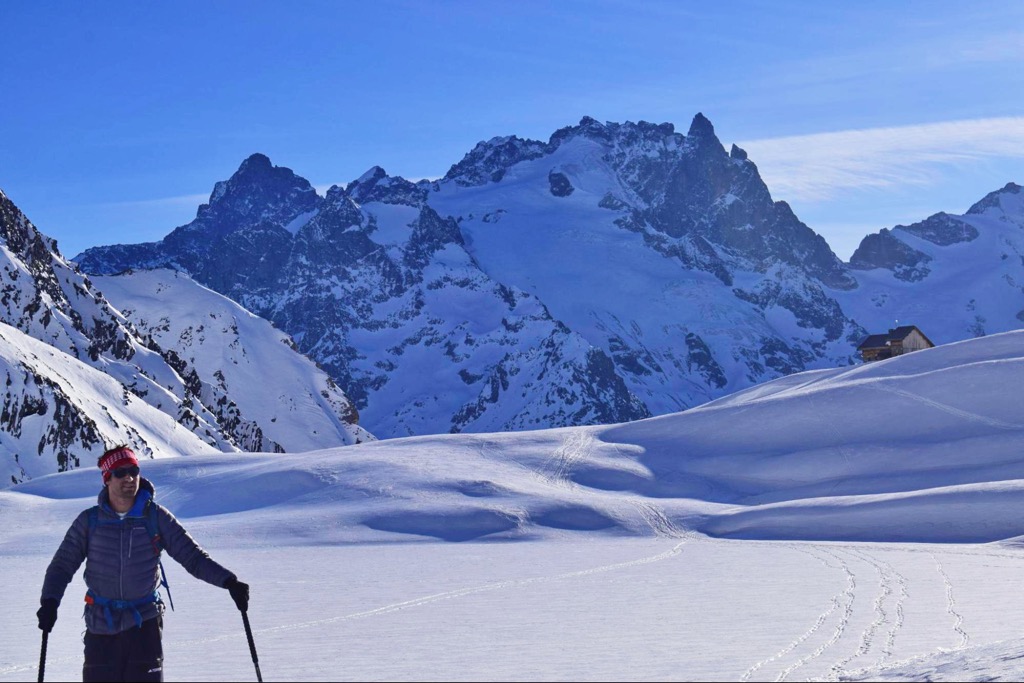 Refuge du Goléon. Photo: Anna Lochhead. Mountain Huts