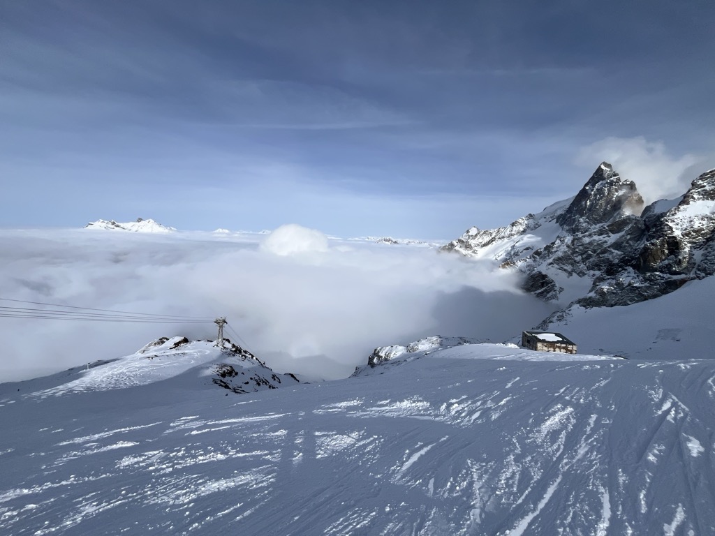 A  sea of clouds  from a temperature inversion. Photo: Sergei Poljak