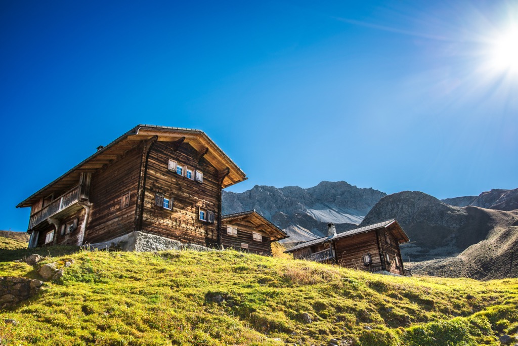 The Walser settlement of Medergen. Plessur Alps
