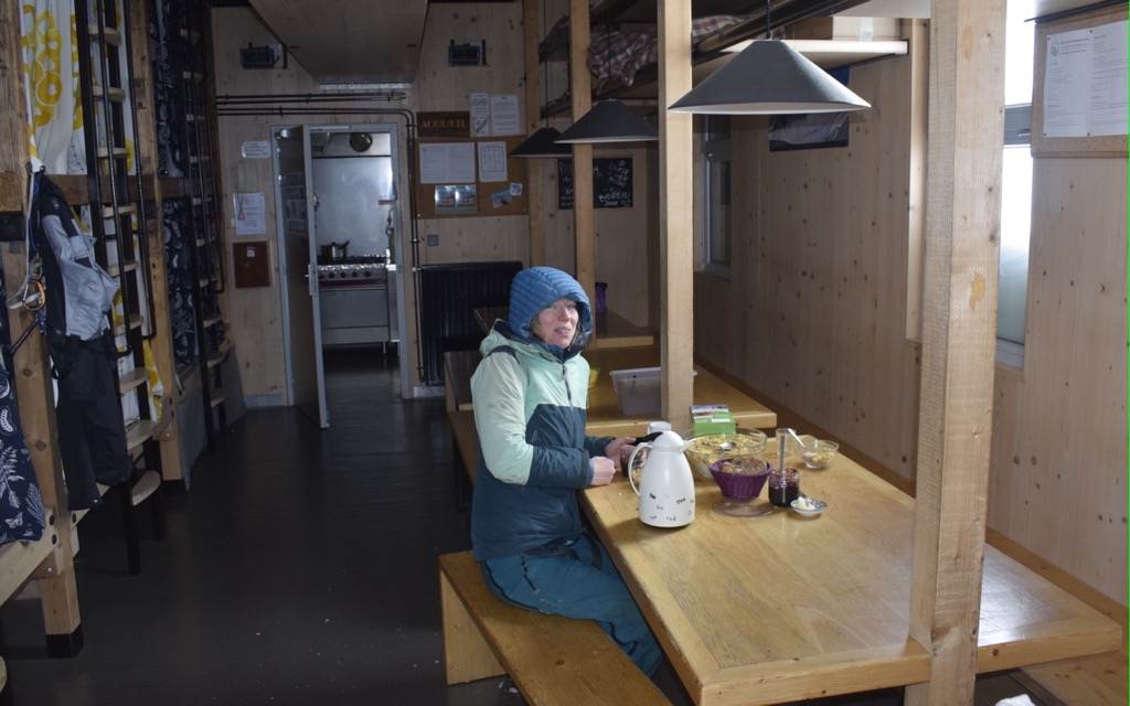 A cold breakfast in the beautiful new Aigle, renovated in 2014. Photo: Sergei Poljak. Refuge d’Aigle