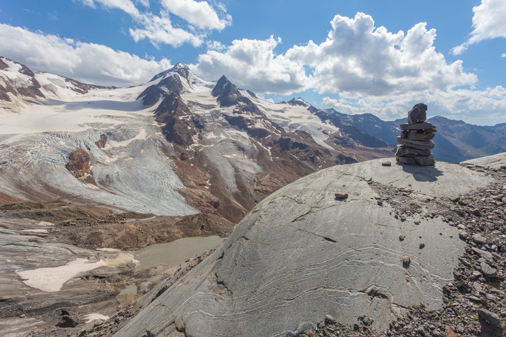 Palla Bianca (Weißkugel) and the Vallelunga glacier. Saldurkamm