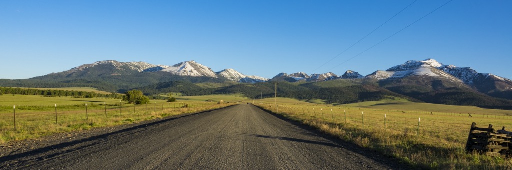 Road, Strawberry Mountain Wilderness, Oregon, USA