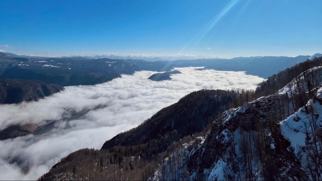 Vogel Ski Resort, Slovenian