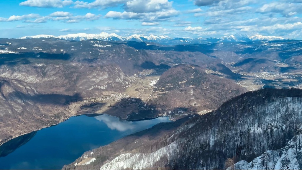 Vogel Ski Resort, Slovenian