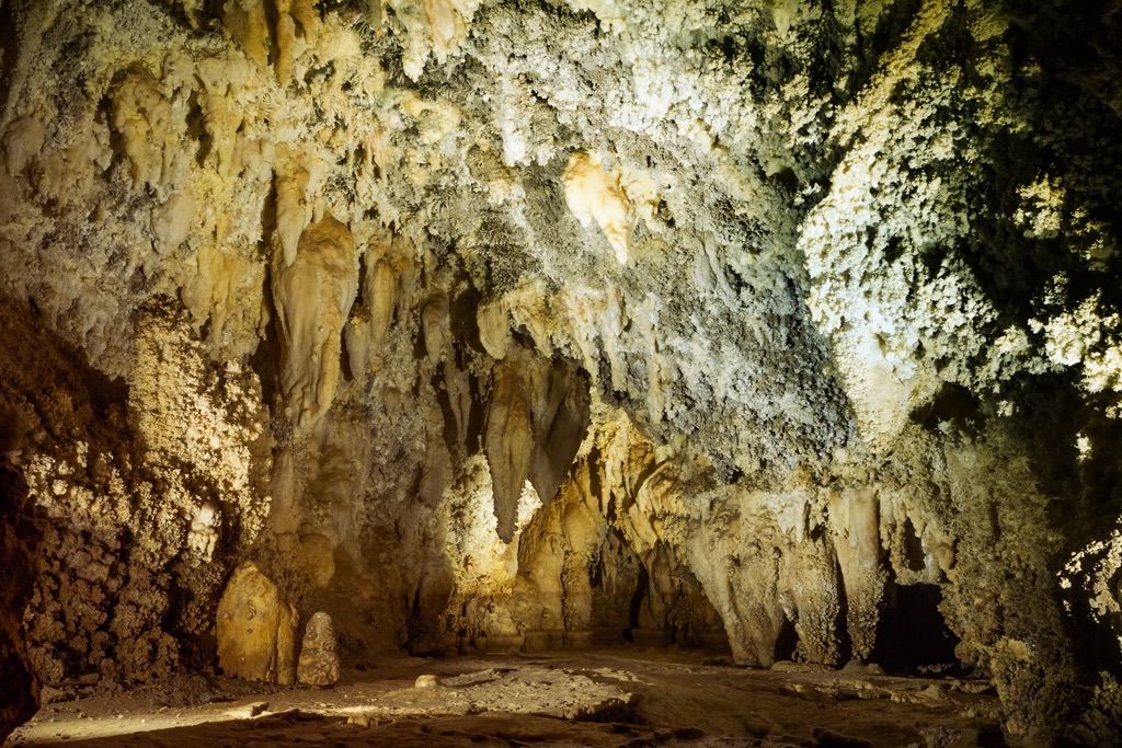 Timpanogos Cave. Weber County