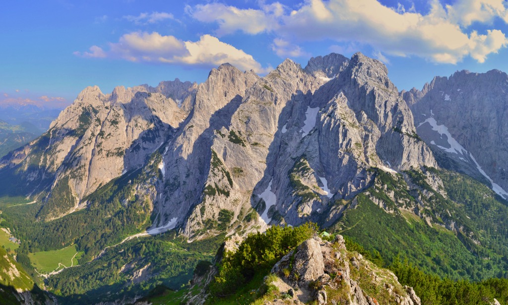 Fleischbank (middle), flanked by Hintere Goinger Halt (left) and Totenkirchl (right). Wilder Kaiser