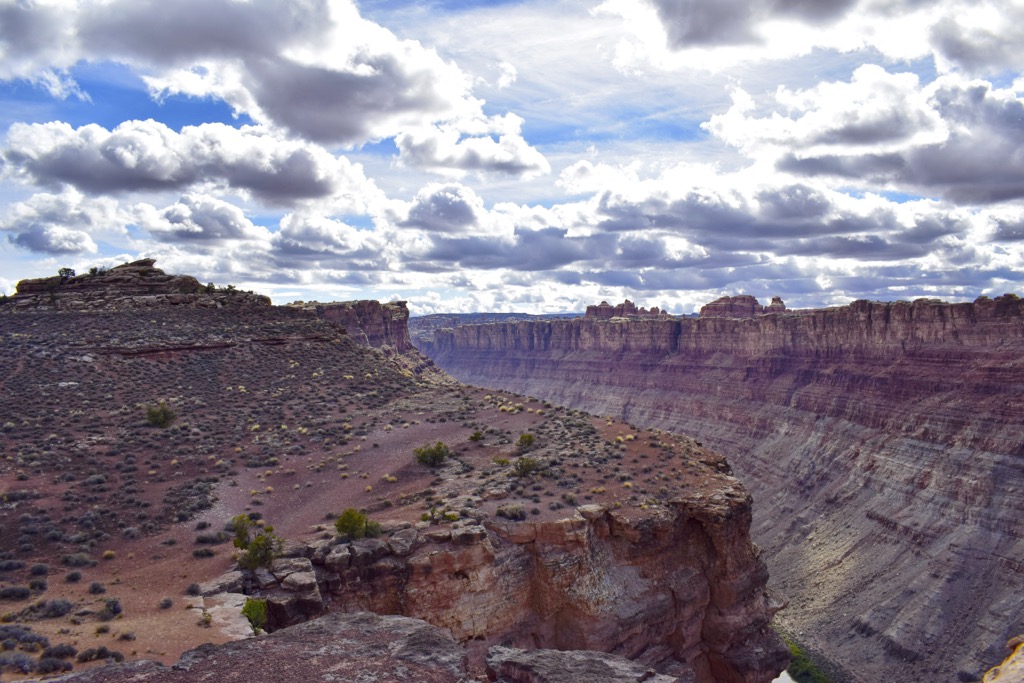 Best hiking. The Colorado River canyon