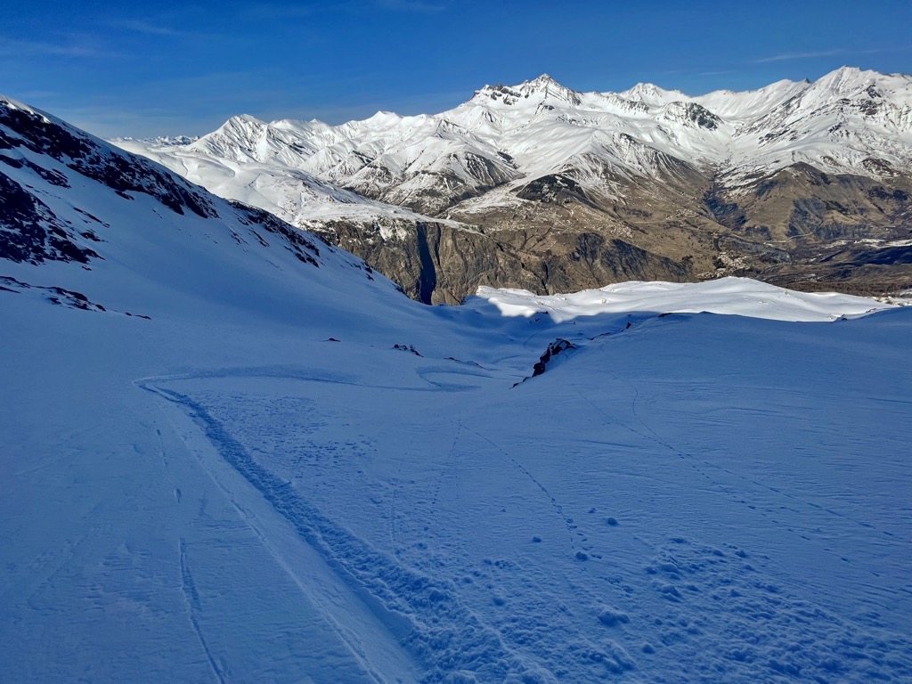 The Secrets to Finding the Best Snow Off-Piste. Sergei Poljak