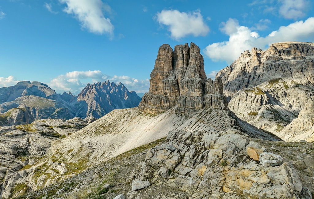 Toblinger Knoten, Italy