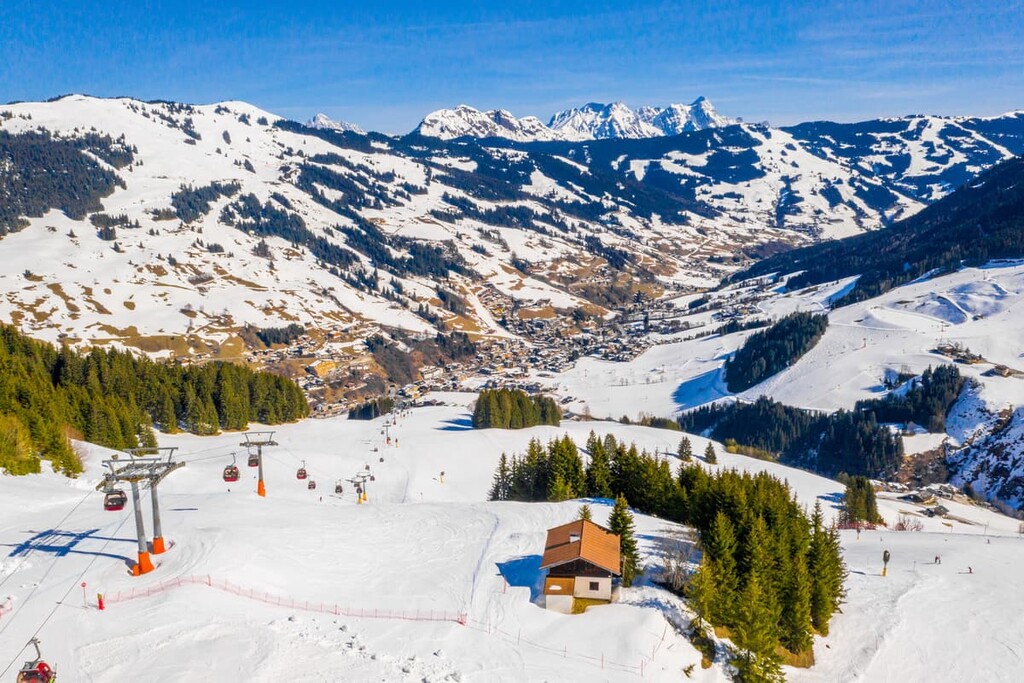Cortina d'Ampezzo, Skiing in Tofane, Tofane, Italy