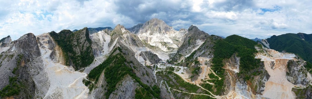 Apuan Alps, Tuscany, Italy